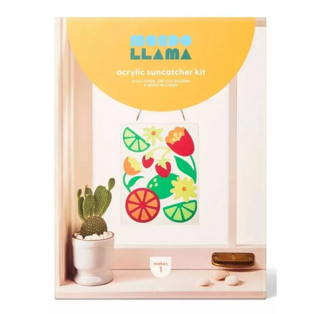 MONDO LLAMA Beaded Garland Kit & Fruit Acrylic Suncatcher Craft Kit (2-pack bund